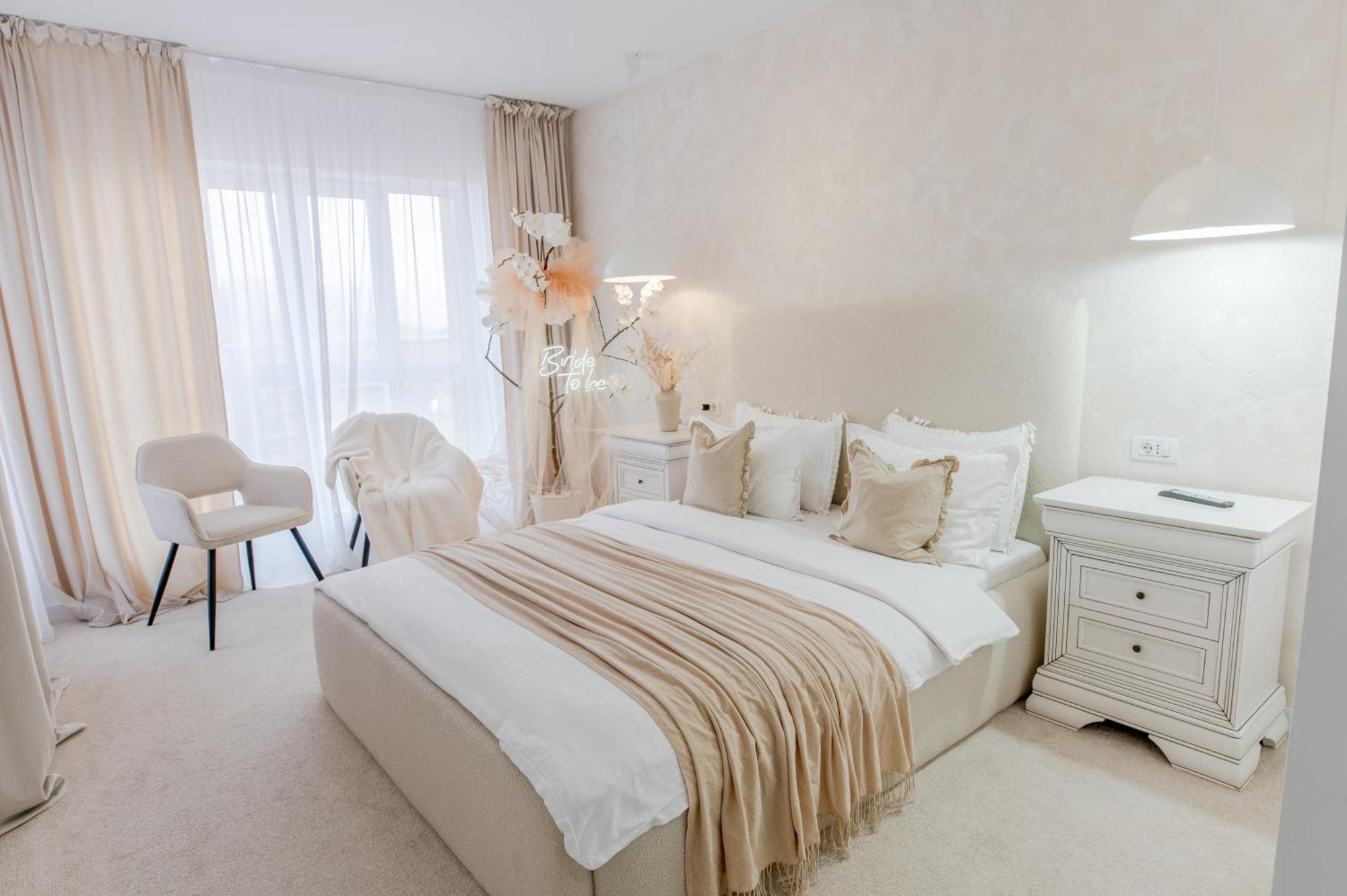 Penthouse View Aeroport Iasi 2 Apartment Ngoại thất bức ảnh